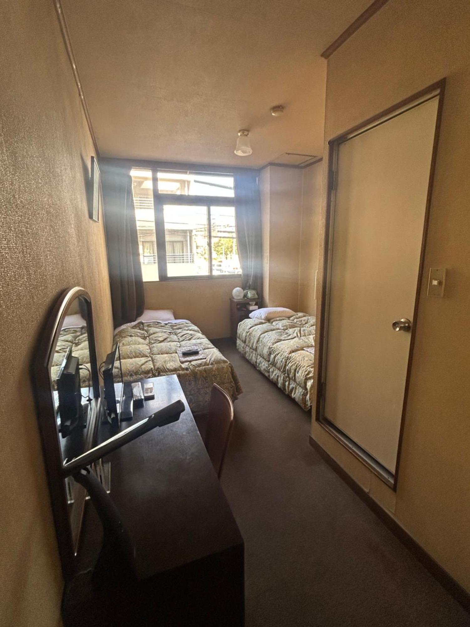 Business Hotel Nakayama Nagoya Luaran gambar